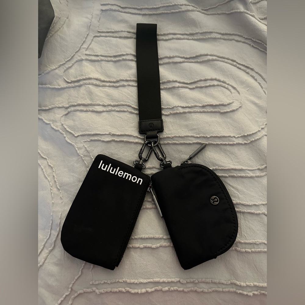 Lululemon Dual Pouch Wristlet
